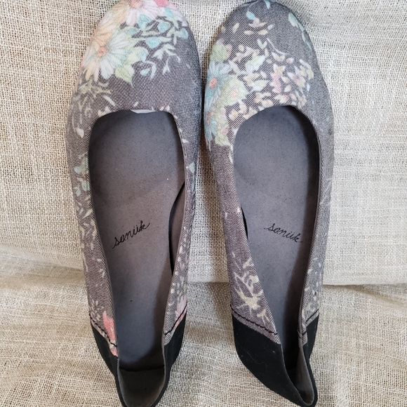Sanuk grey ballet flats, size 7 - Picture 1 of 5